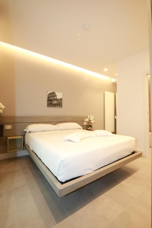 Unique Luxury Rom