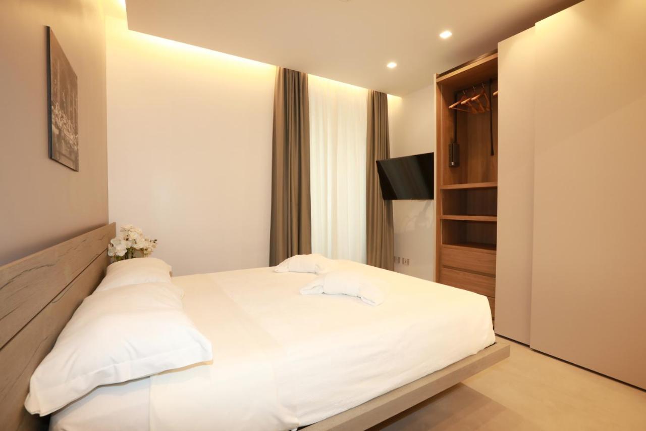 Alojamento de Acomodação e Pequeno-almoço Unique Luxury Roma